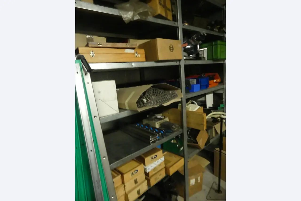 Maschinen und Betriebsausstattung eines Maschinenbauunternehmens-3