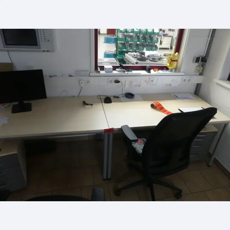 Maschinen und Betriebsausstattung eines Maschinenbauunternehmens-1