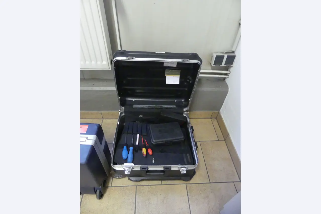 Maschinen und Betriebsausstattung eines Maschinenbauunternehmens-1