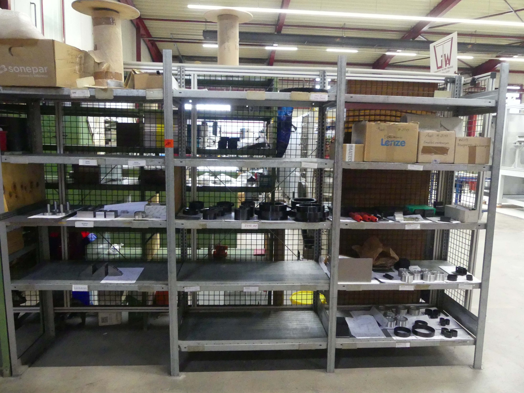 Maschinen und Betriebsausstattung eines Maschinenbauunternehmens-1