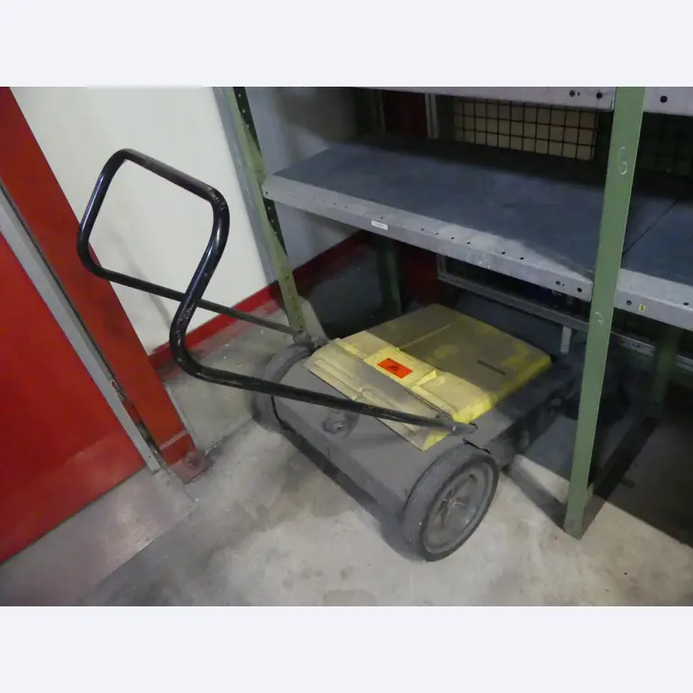 Maschinen und Betriebsausstattung eines Maschinenbauunternehmens-1