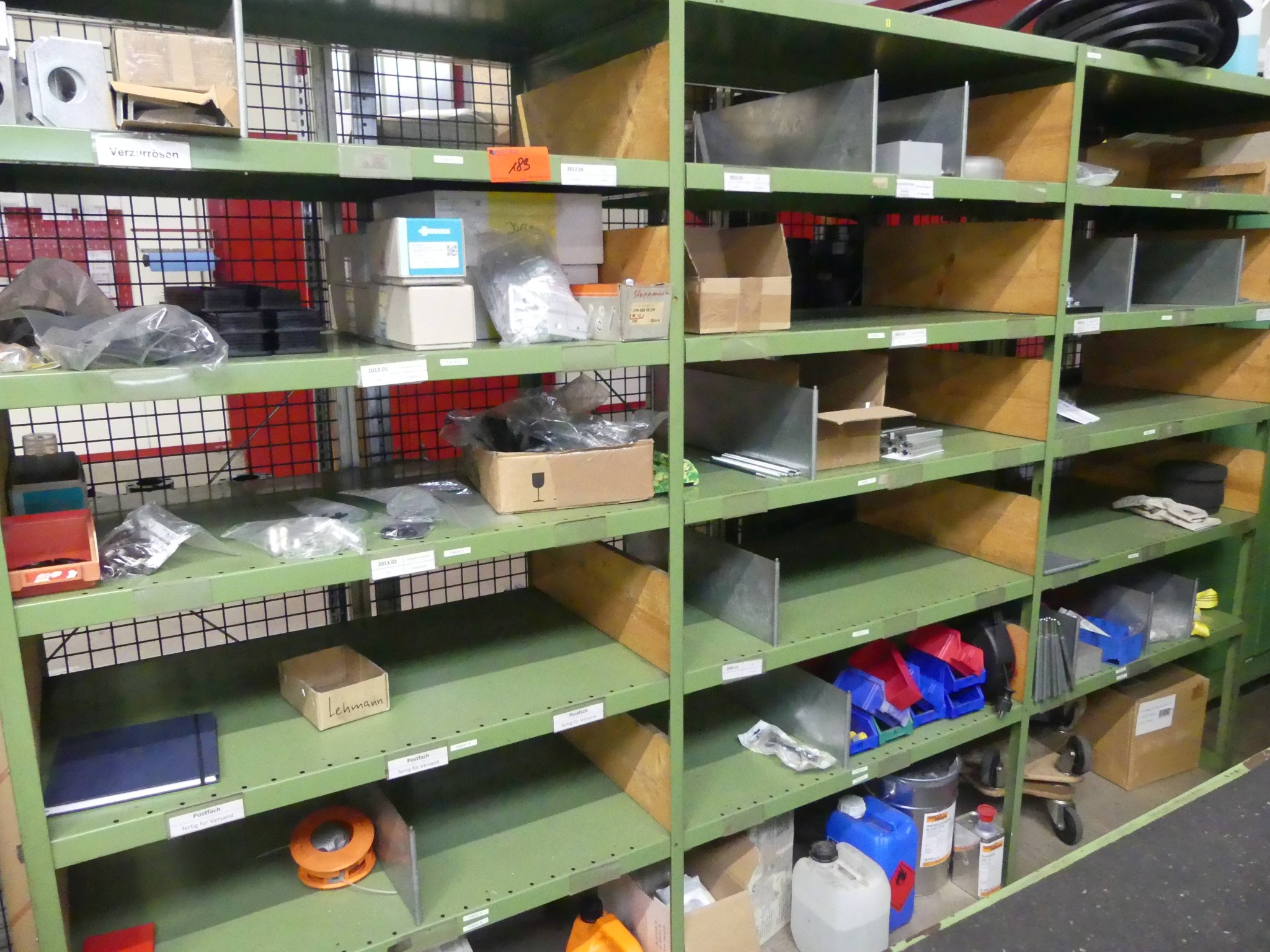 Maschinen und Betriebsausstattung eines Maschinenbauunternehmens-1