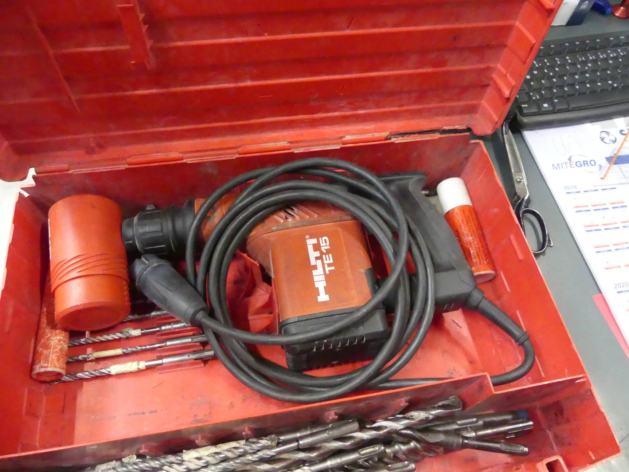 Maschinen und Betriebsausstattung eines Maschinenbauunternehmens-1