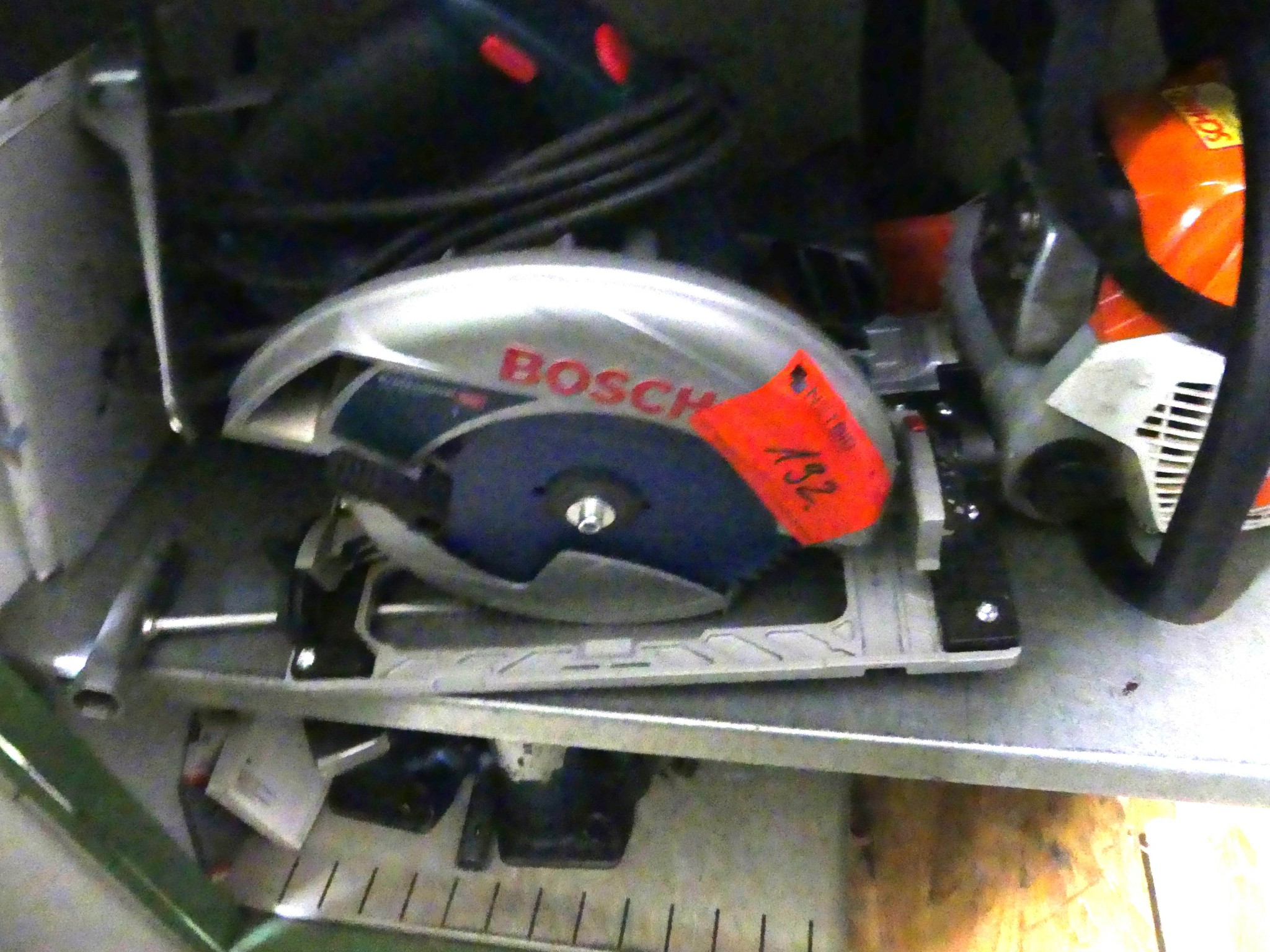 Maschinen und Betriebsausstattung eines Maschinenbauunternehmens-1