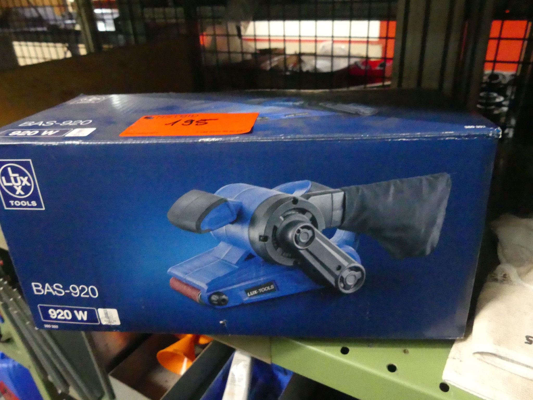 Maschinen und Betriebsausstattung eines Maschinenbauunternehmens-1