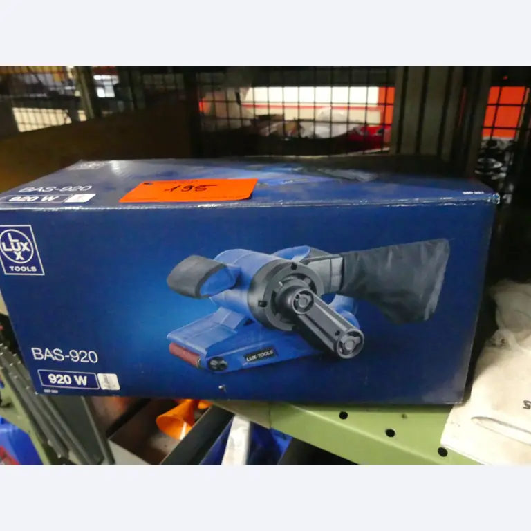 Maschinen und Betriebsausstattung eines Maschinenbauunternehmens-1