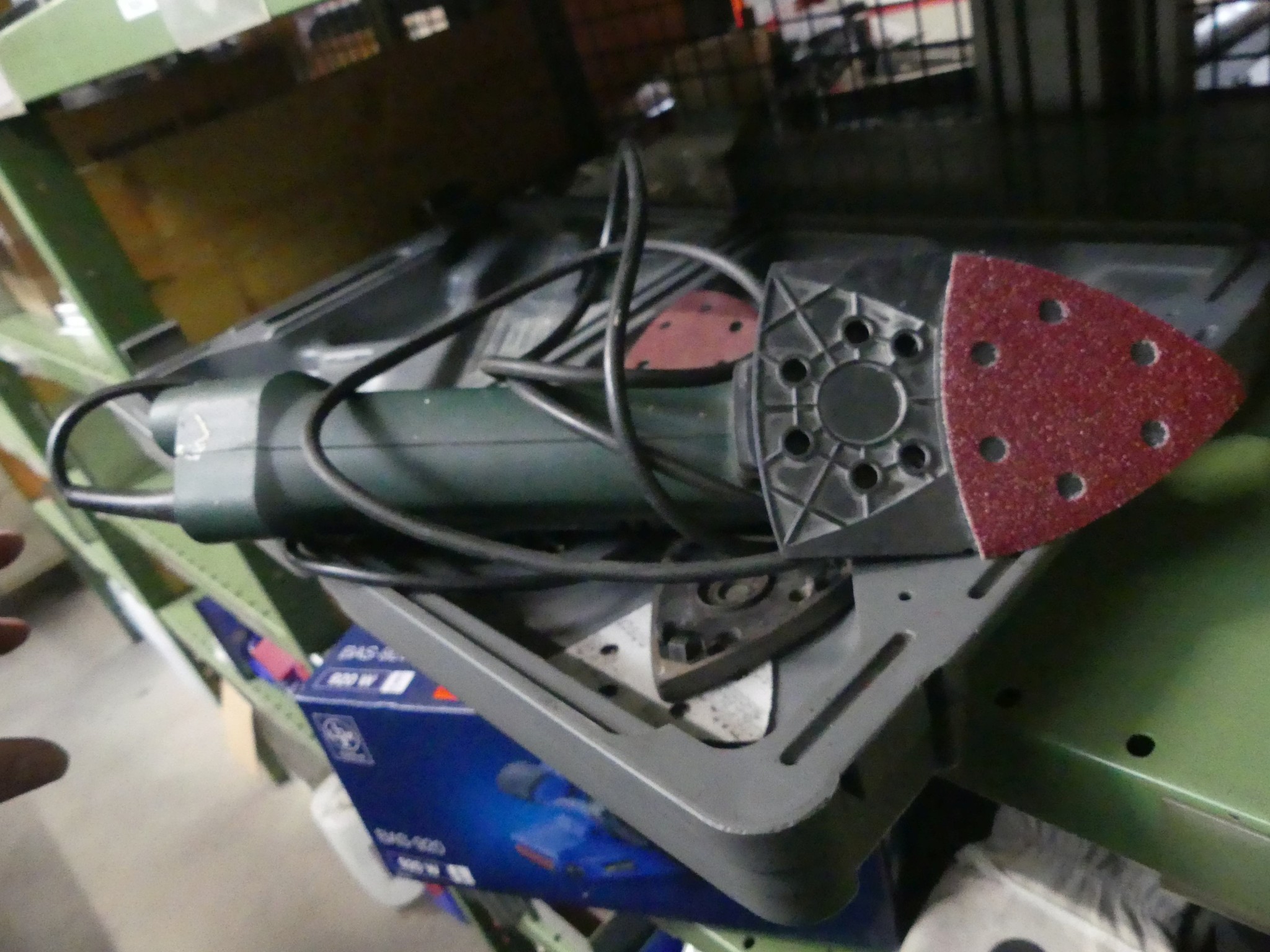 Maschinen und Betriebsausstattung eines Maschinenbauunternehmens-1