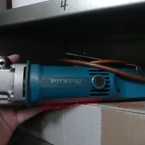 Winkelbohrmaschine Makita DA 3000 R