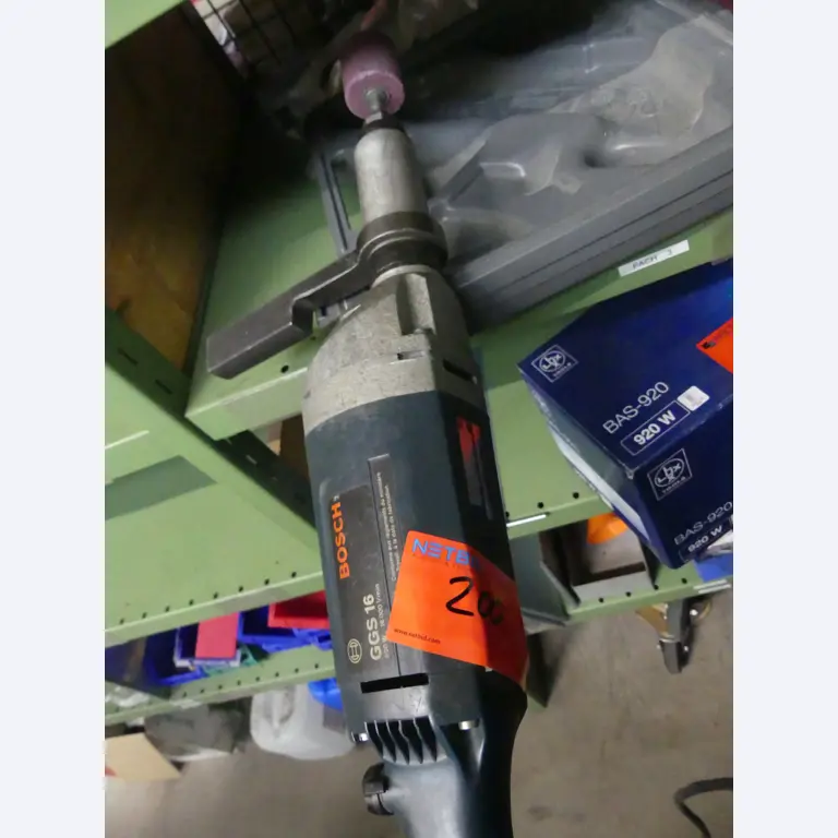 Maschinen und Betriebsausstattung eines Maschinenbauunternehmens-1