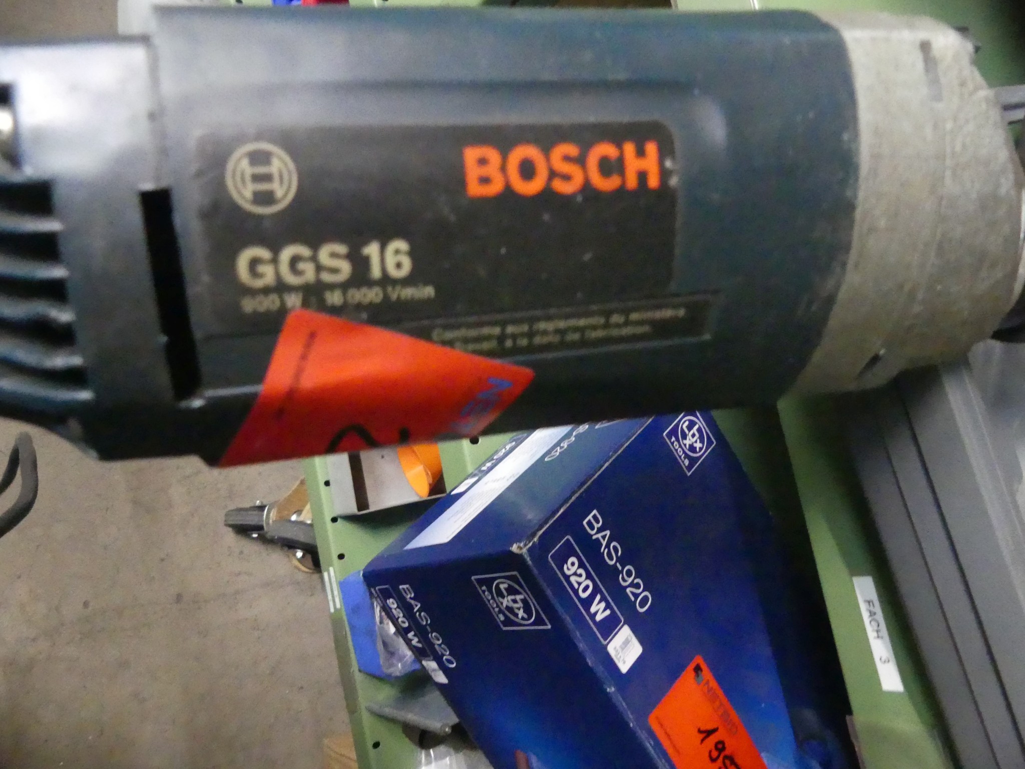 Maschinen und Betriebsausstattung eines Maschinenbauunternehmens-2