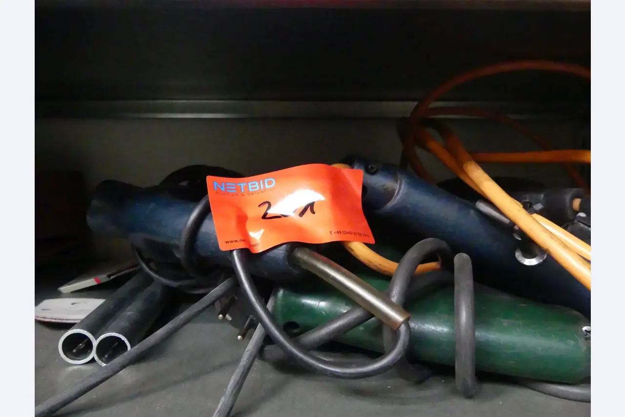 Maschinen und Betriebsausstattung eines Maschinenbauunternehmens-1