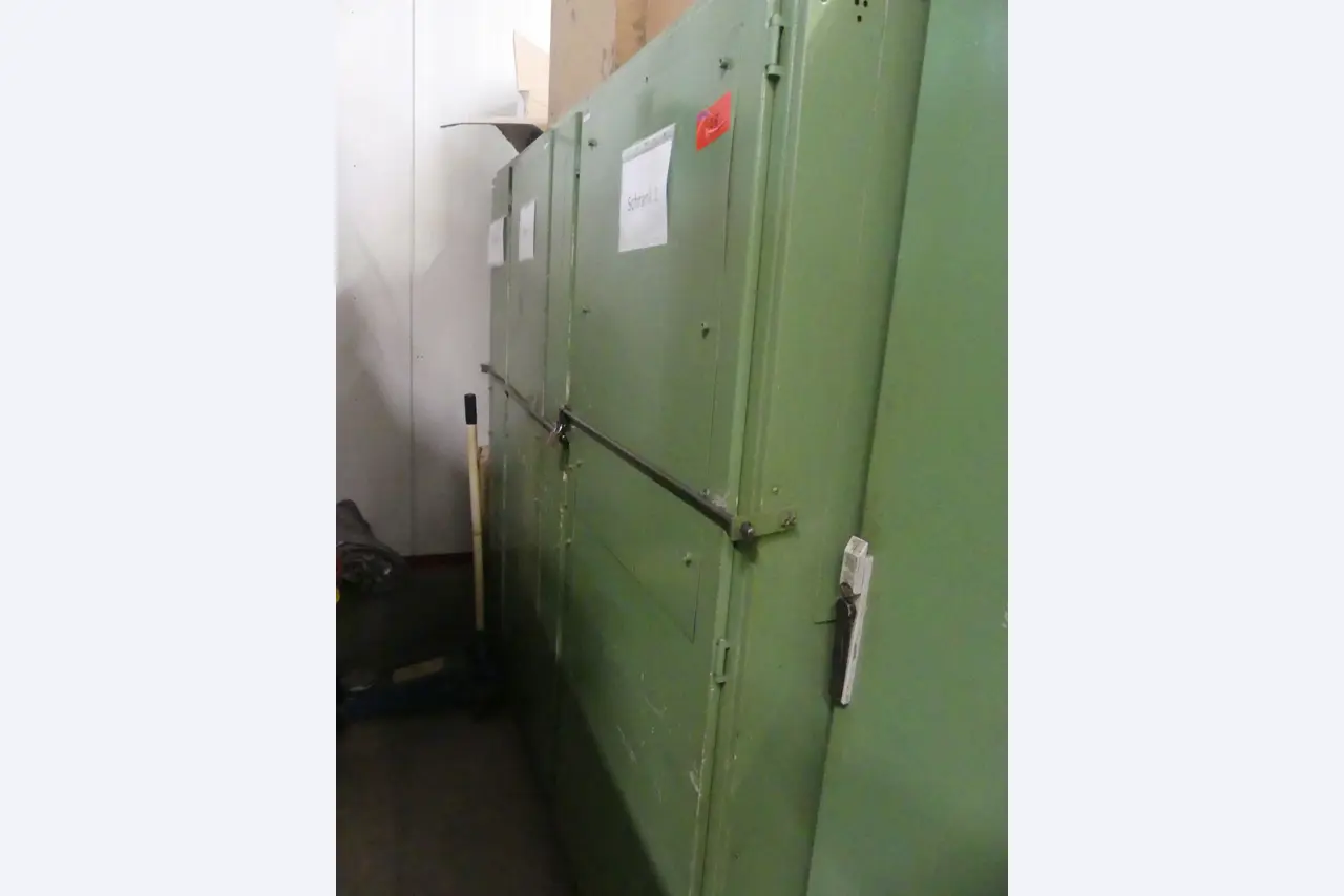 Maschinen und Betriebsausstattung eines Maschinenbauunternehmens-1