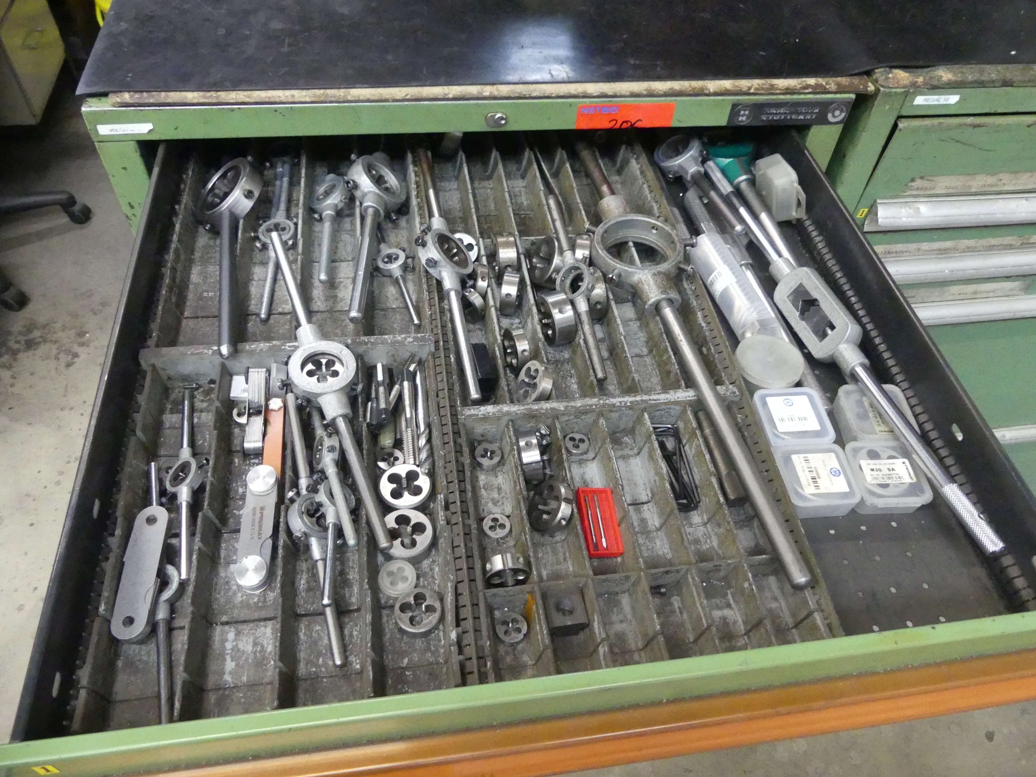 Maschinen und Betriebsausstattung eines Maschinenbauunternehmens-2