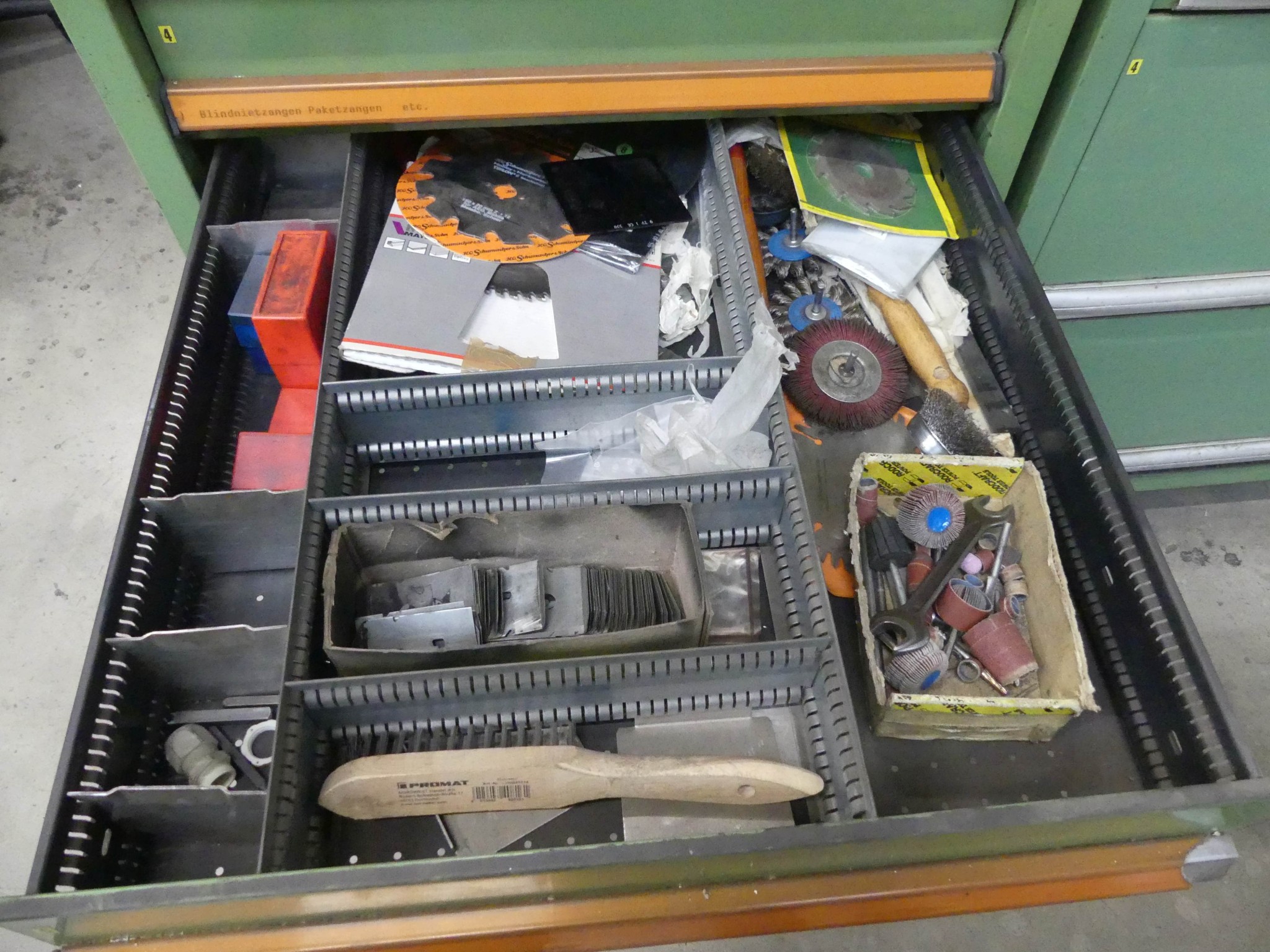 Maschinen und Betriebsausstattung eines Maschinenbauunternehmens-6