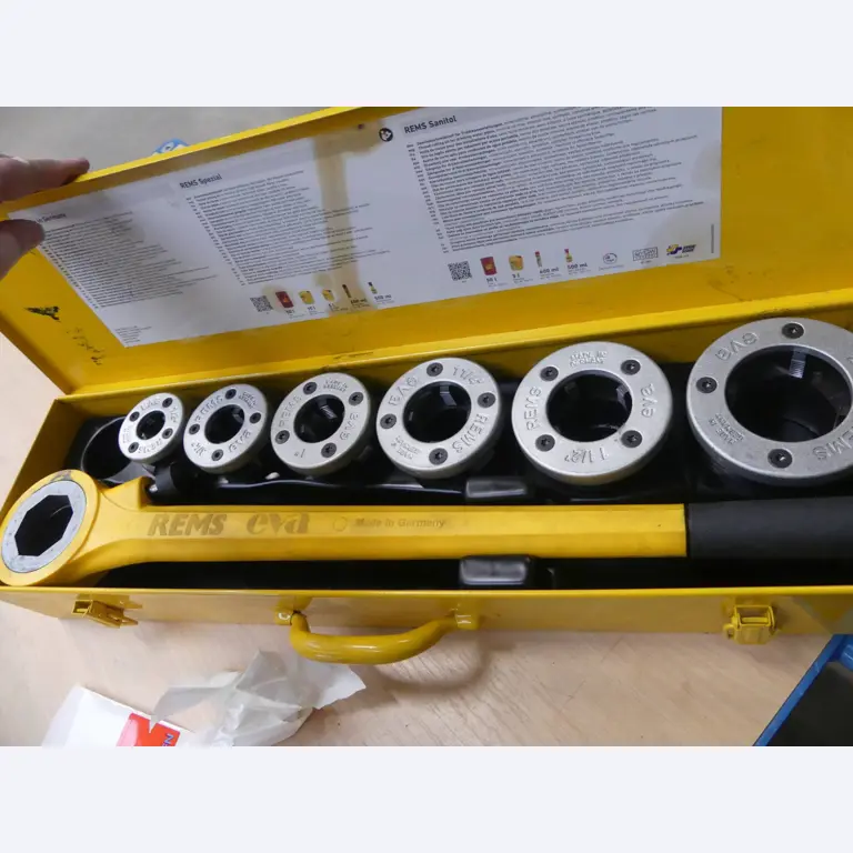 Maschinen und Betriebsausstattung eines Maschinenbauunternehmens-2