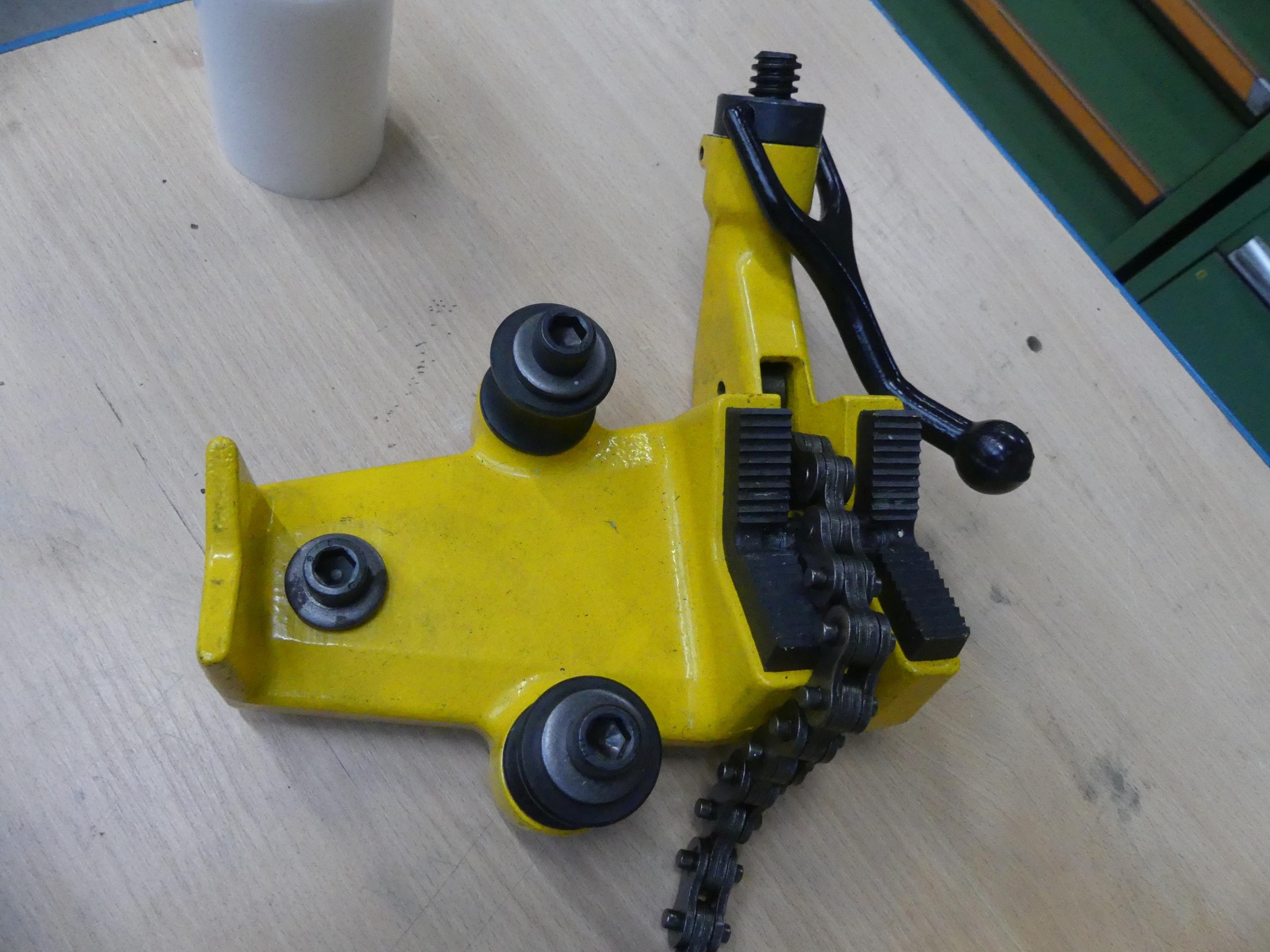 Maschinen und Betriebsausstattung eines Maschinenbauunternehmens-1