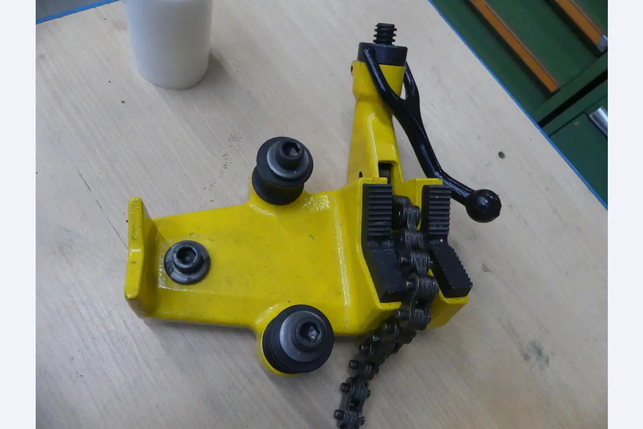 Maschinen und Betriebsausstattung eines Maschinenbauunternehmens-1