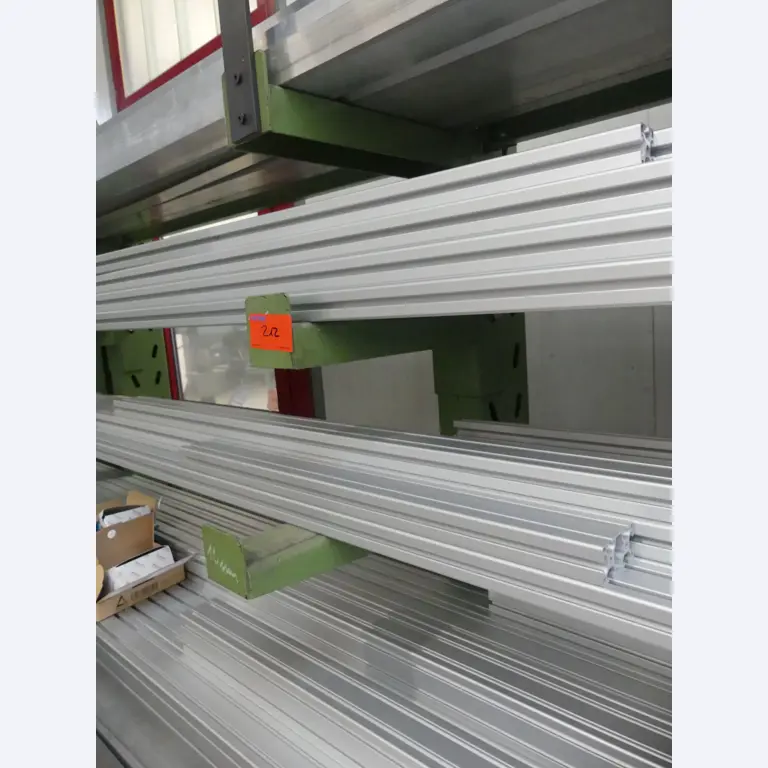 Maschinen und Betriebsausstattung eines Maschinenbauunternehmens-3