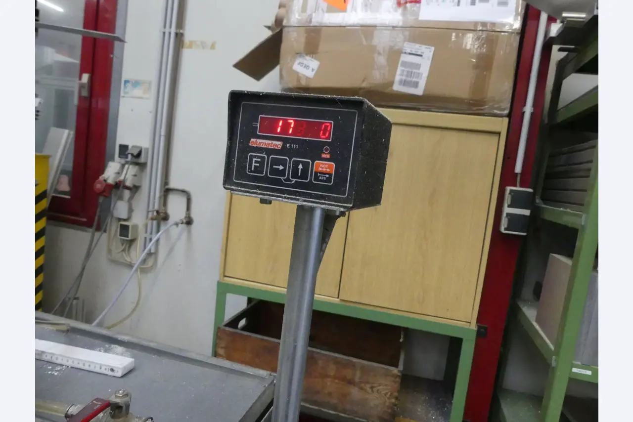 Maschinen und Betriebsausstattung eines Maschinenbauunternehmens-10