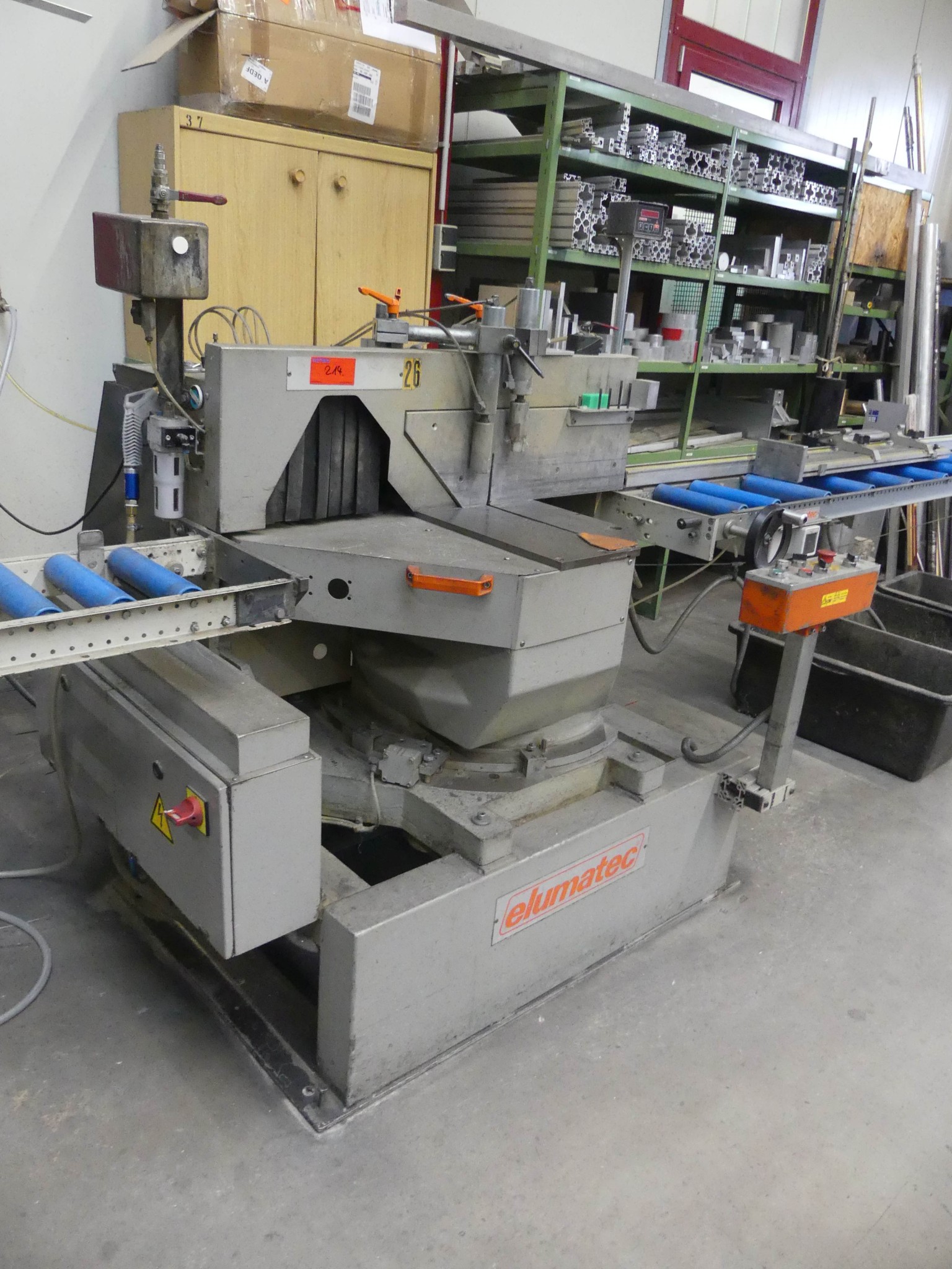 Maschinen und Betriebsausstattung eines Maschinenbauunternehmens-1