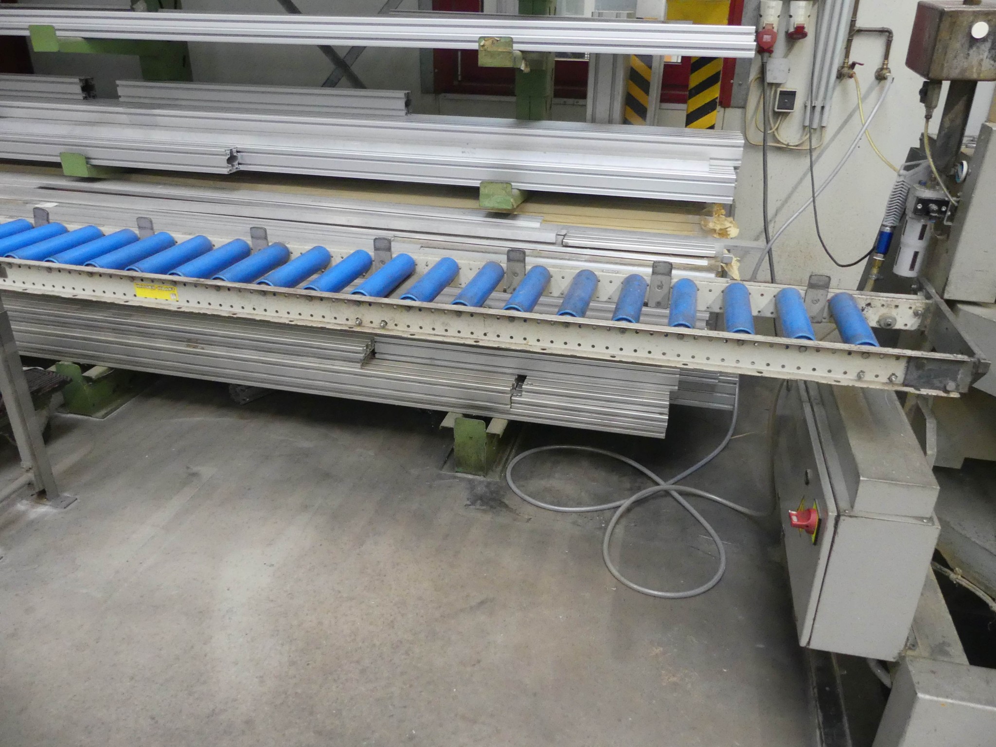 Maschinen und Betriebsausstattung eines Maschinenbauunternehmens-3