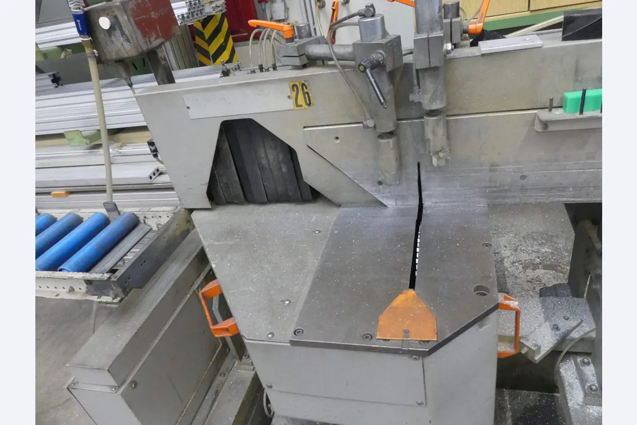 Maschinen und Betriebsausstattung eines Maschinenbauunternehmens-7