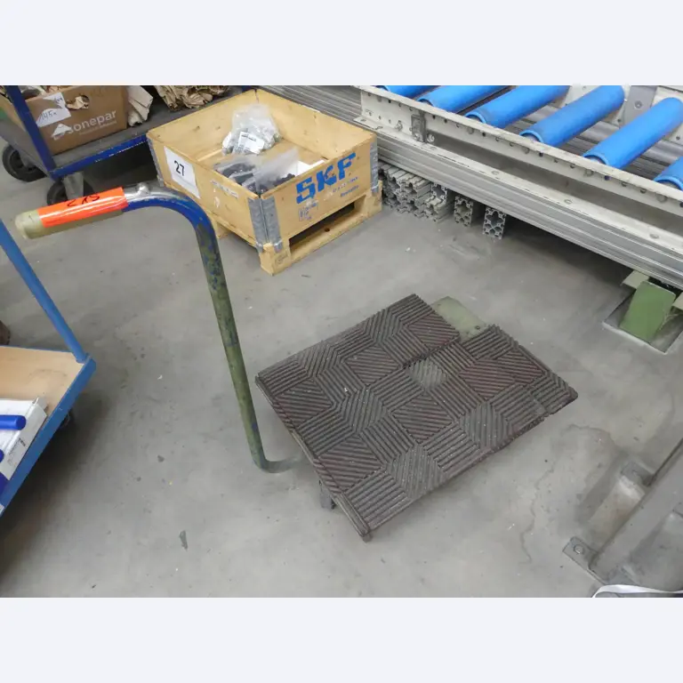 Maschinen und Betriebsausstattung eines Maschinenbauunternehmens-1