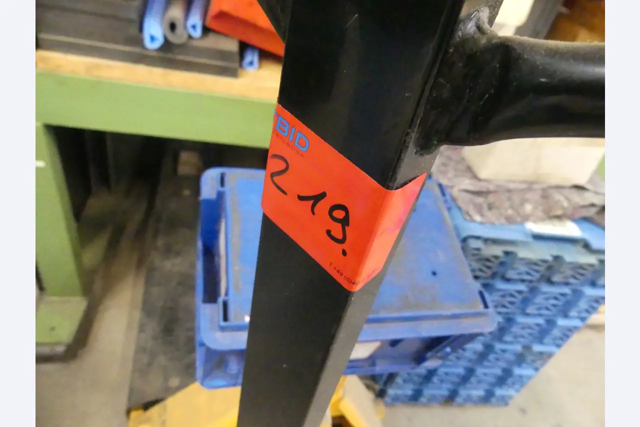 Maschinen und Betriebsausstattung eines Maschinenbauunternehmens-2