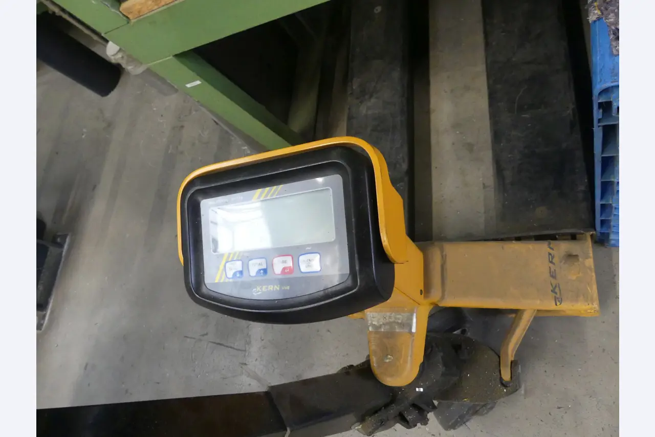 Maschinen und Betriebsausstattung eines Maschinenbauunternehmens-2