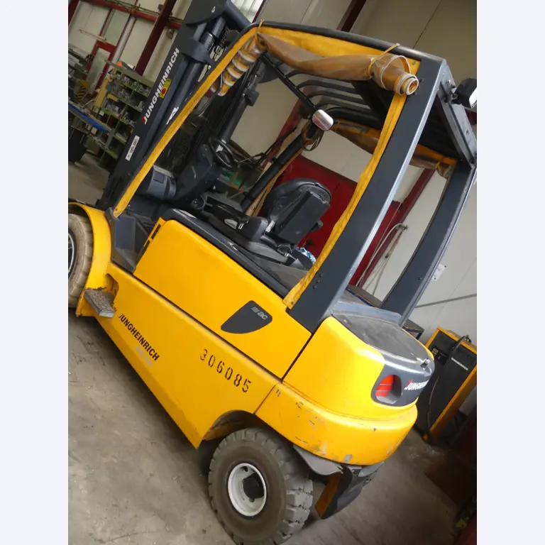 Maschinen und Betriebsausstattung eines Maschinenbauunternehmens-11