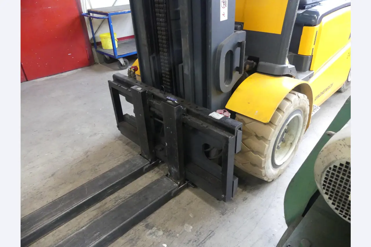 Maschinen und Betriebsausstattung eines Maschinenbauunternehmens-5