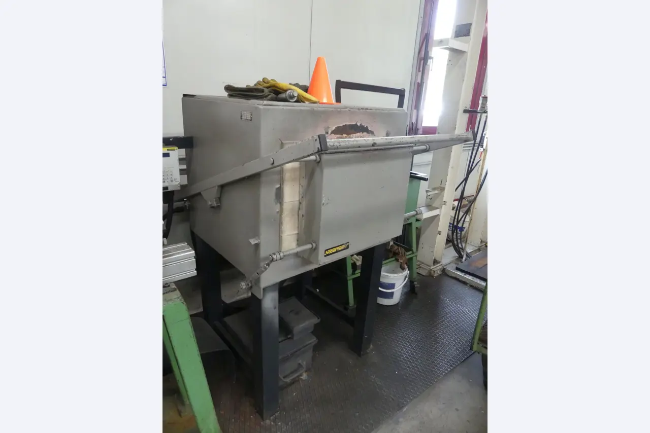 Maschinen und Betriebsausstattung eines Maschinenbauunternehmens-2