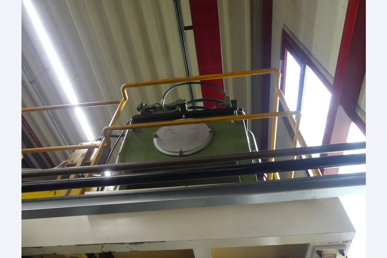 Maschinen und Betriebsausstattung eines Maschinenbauunternehmens-11