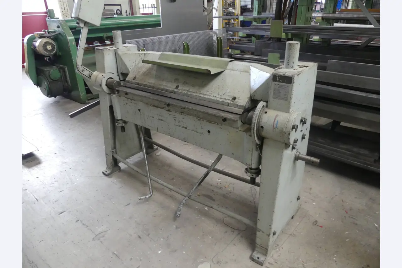 Maschinen und Betriebsausstattung eines Maschinenbauunternehmens-3