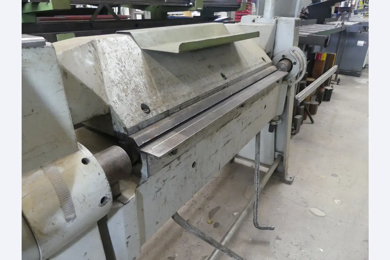 Maschinen und Betriebsausstattung eines Maschinenbauunternehmens-8