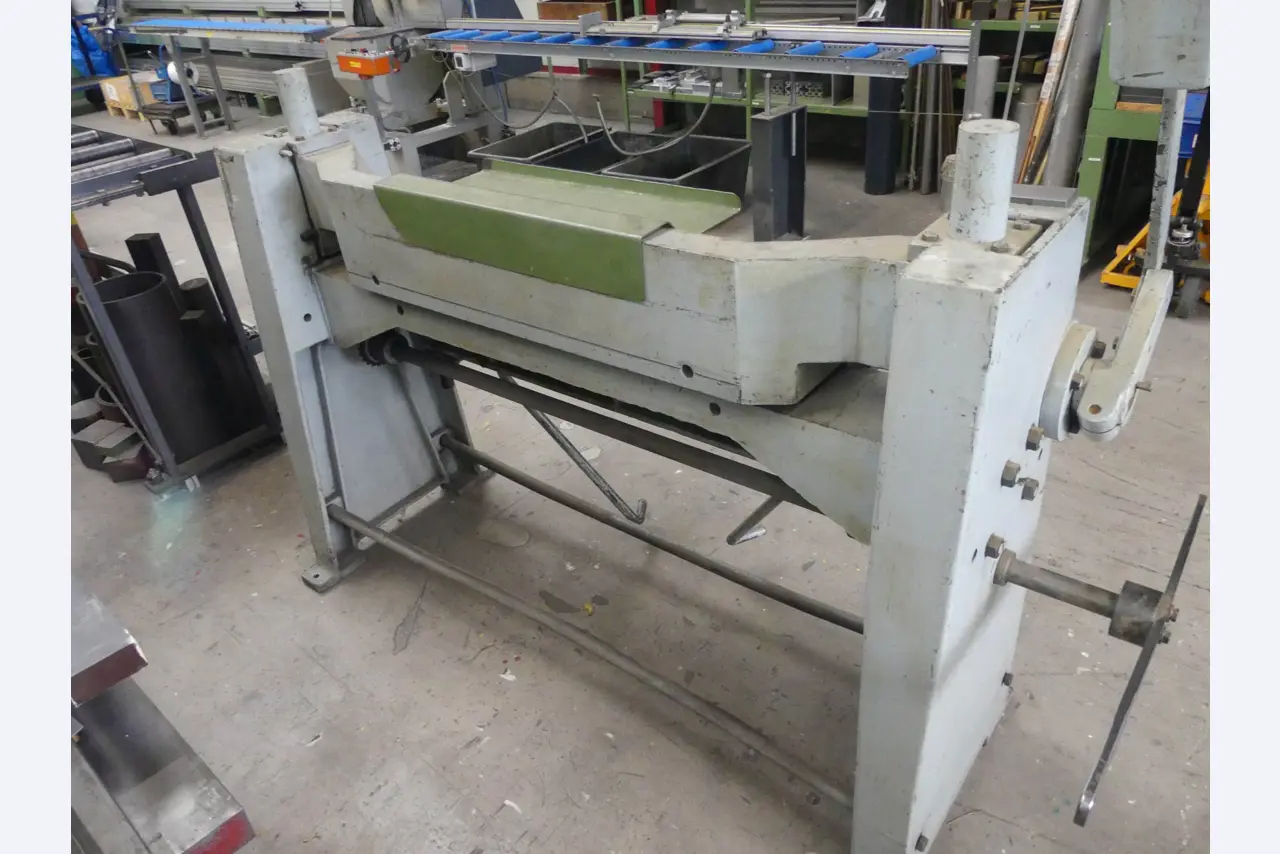 Maschinen und Betriebsausstattung eines Maschinenbauunternehmens-9