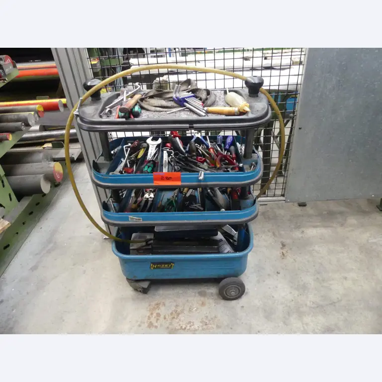 Maschinen und Betriebsausstattung eines Maschinenbauunternehmens-1