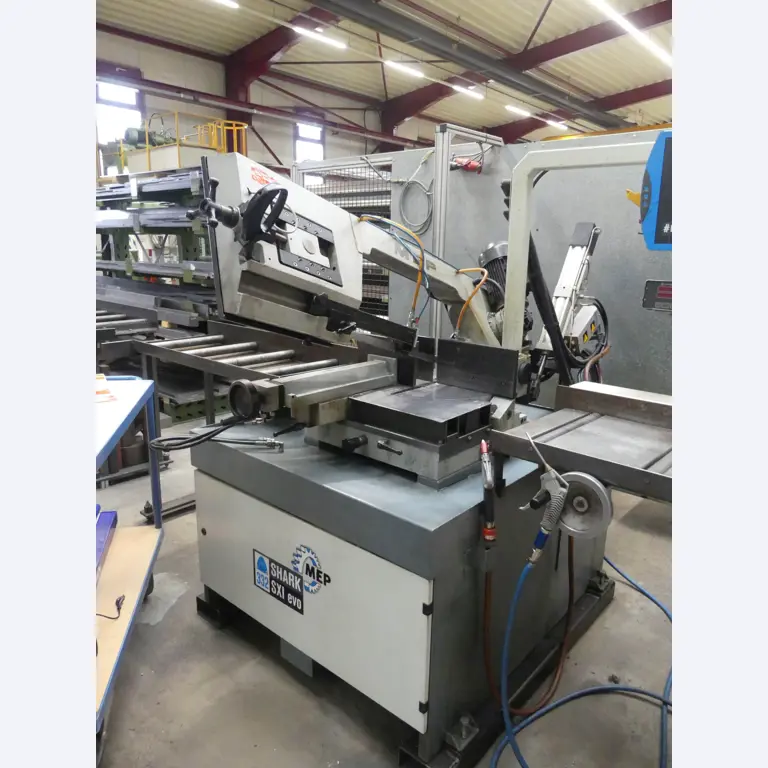 Maschinen und Betriebsausstattung eines Maschinenbauunternehmens-1