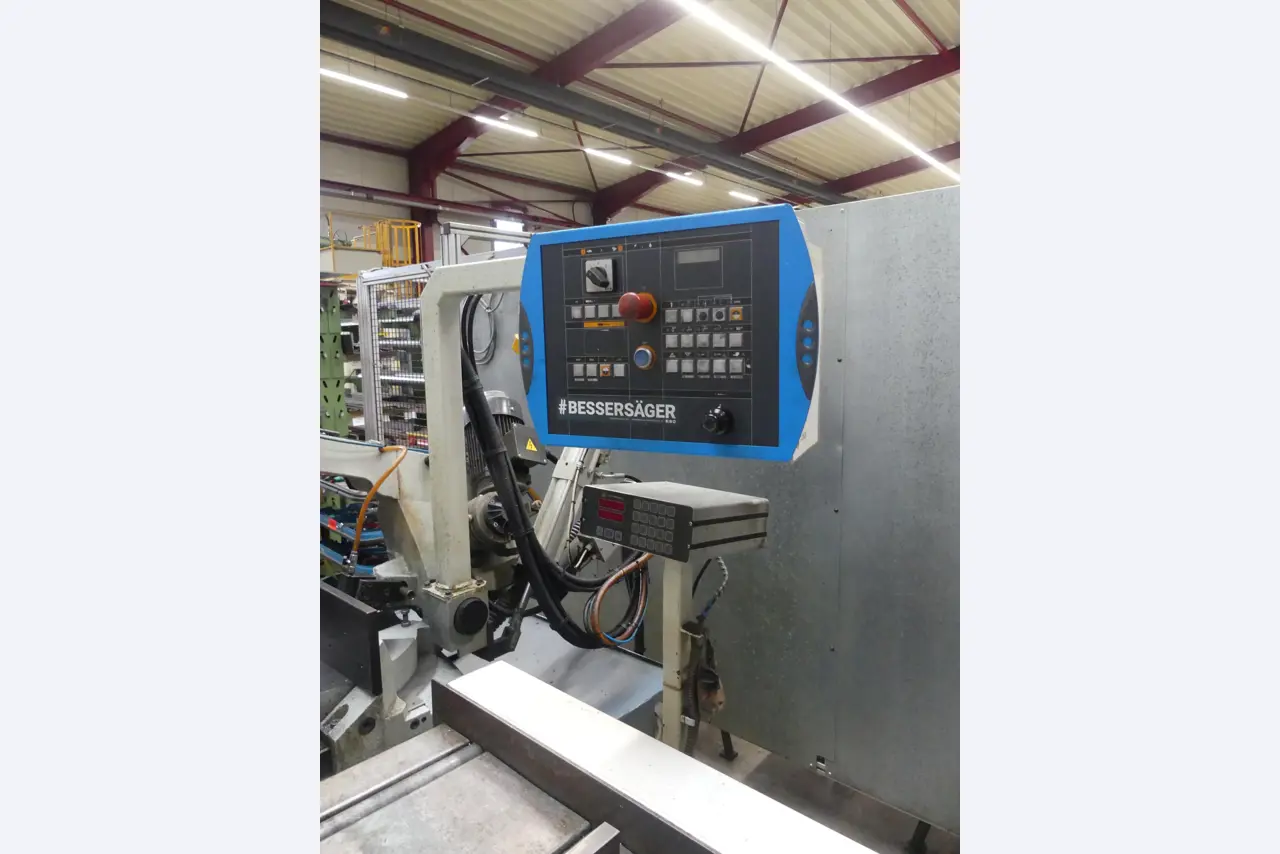 Maschinen und Betriebsausstattung eines Maschinenbauunternehmens-2