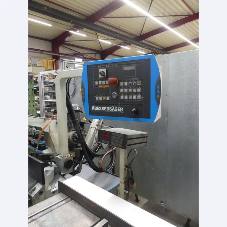 Maschinen und Betriebsausstattung eines Maschinenbauunternehmens-2