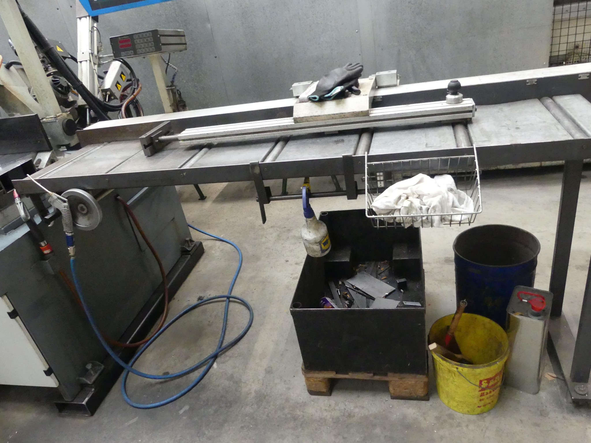 Maschinen und Betriebsausstattung eines Maschinenbauunternehmens-3