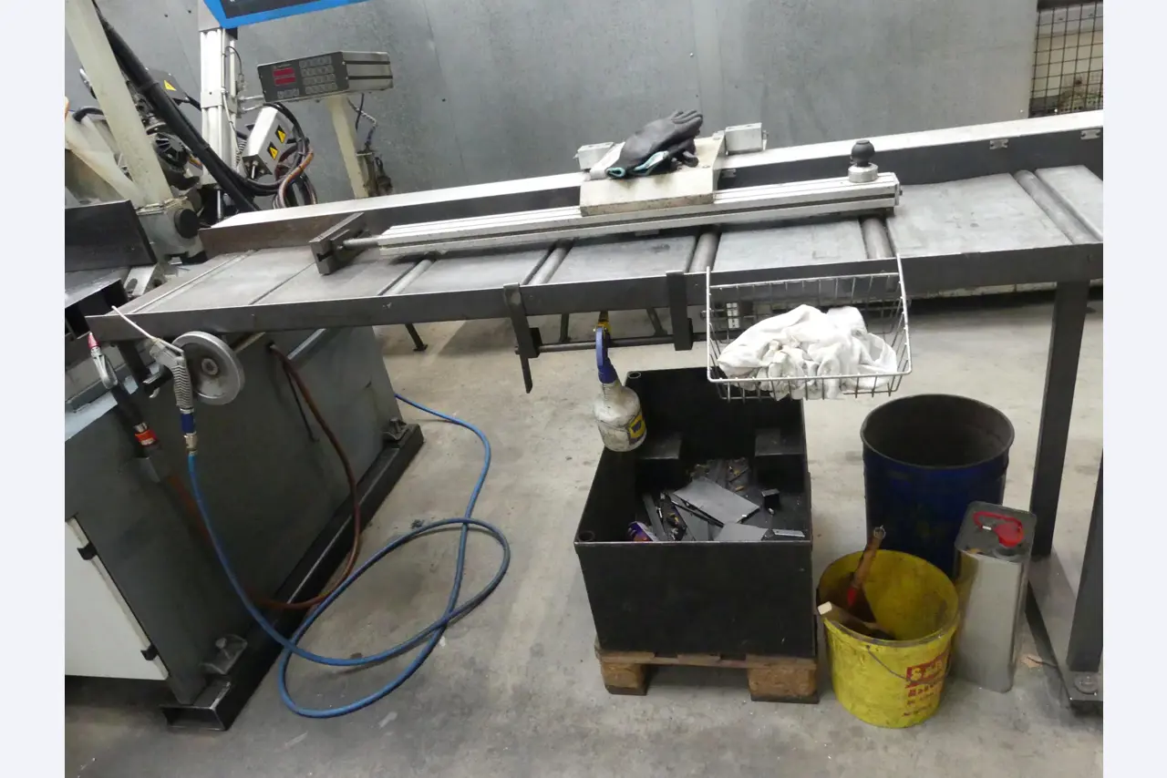 Maschinen und Betriebsausstattung eines Maschinenbauunternehmens-3