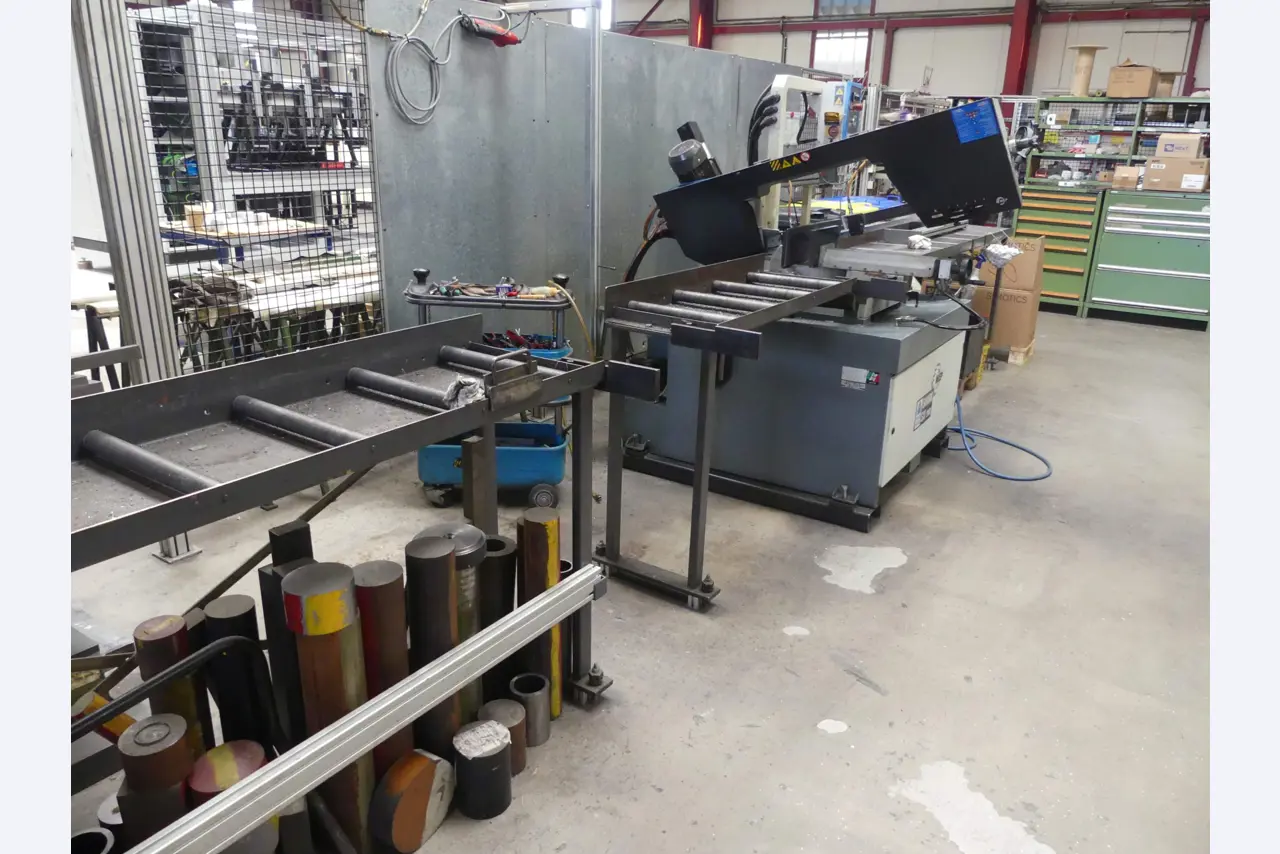 Maschinen und Betriebsausstattung eines Maschinenbauunternehmens-9