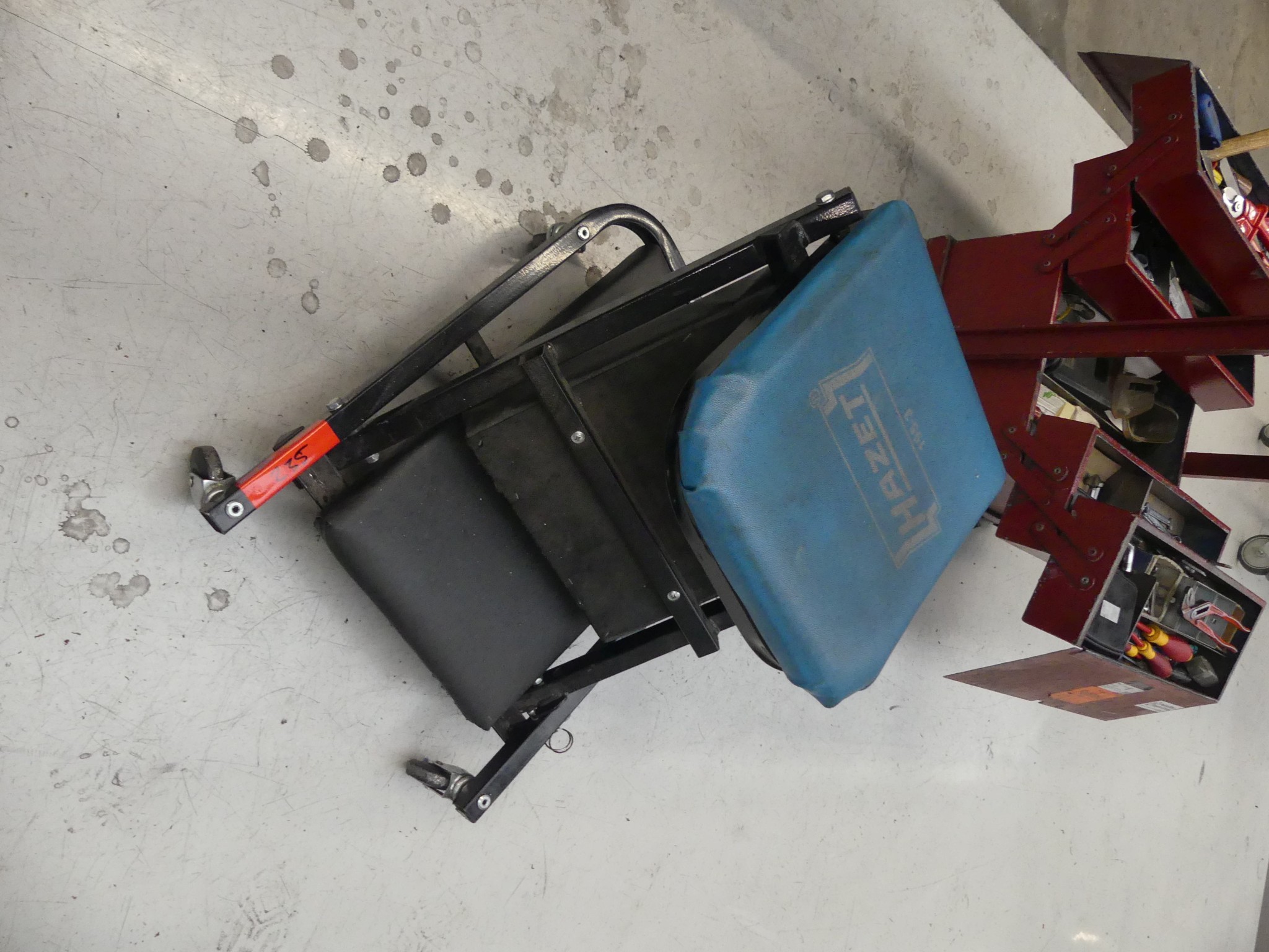 Maschinen und Betriebsausstattung eines Maschinenbauunternehmens-1