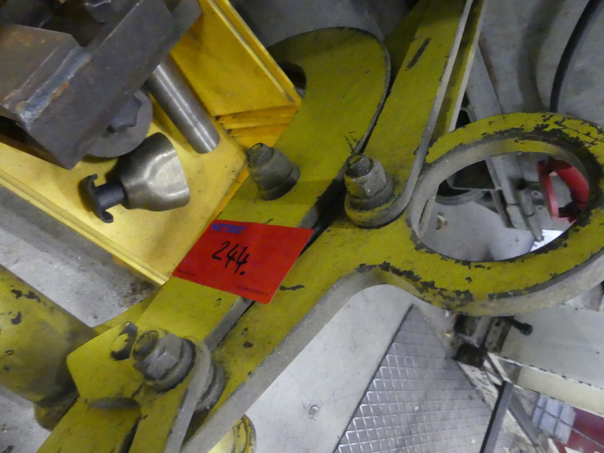 Maschinen und Betriebsausstattung eines Maschinenbauunternehmens-2