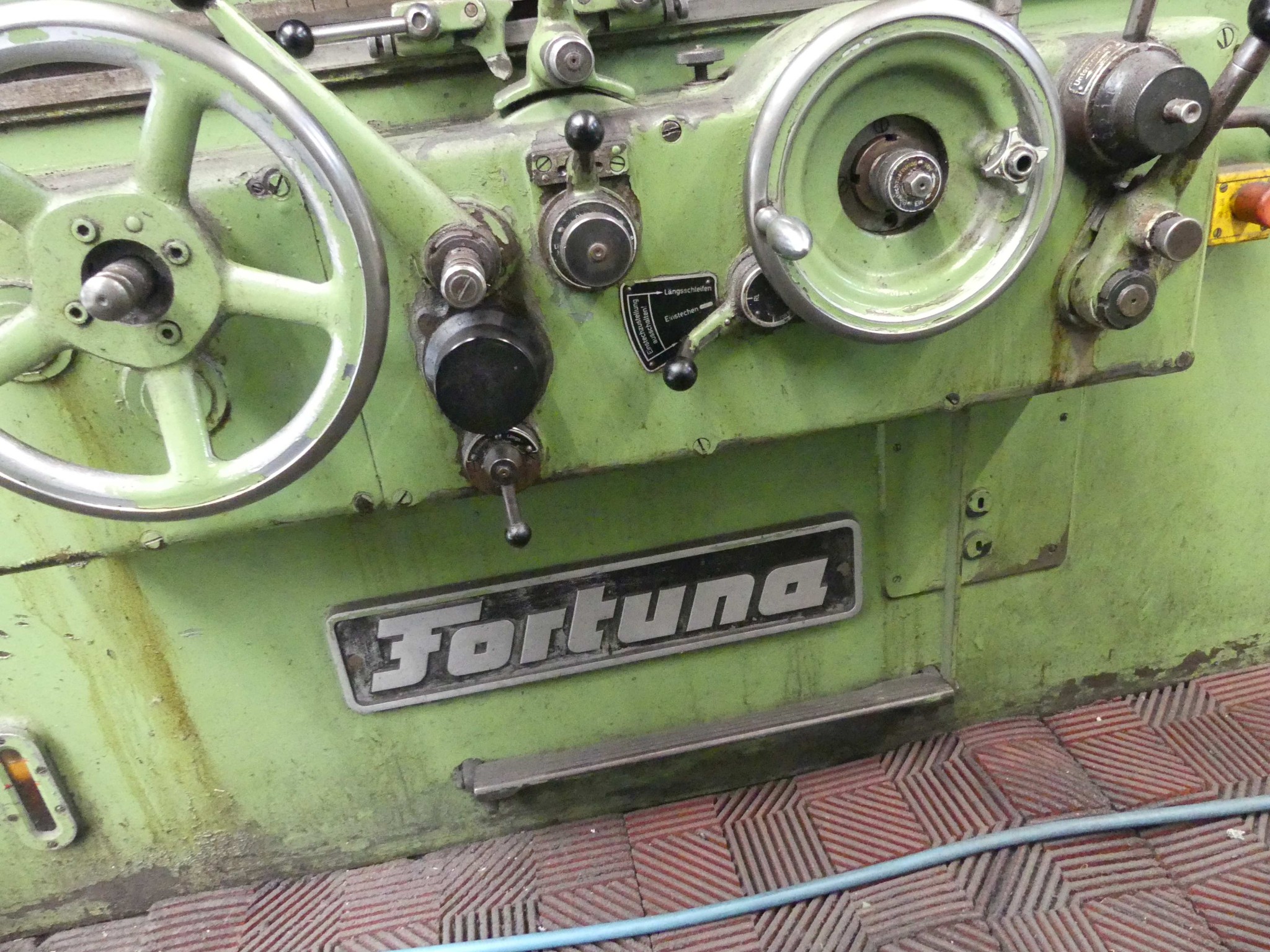 Maschinen und Betriebsausstattung eines Maschinenbauunternehmens-2