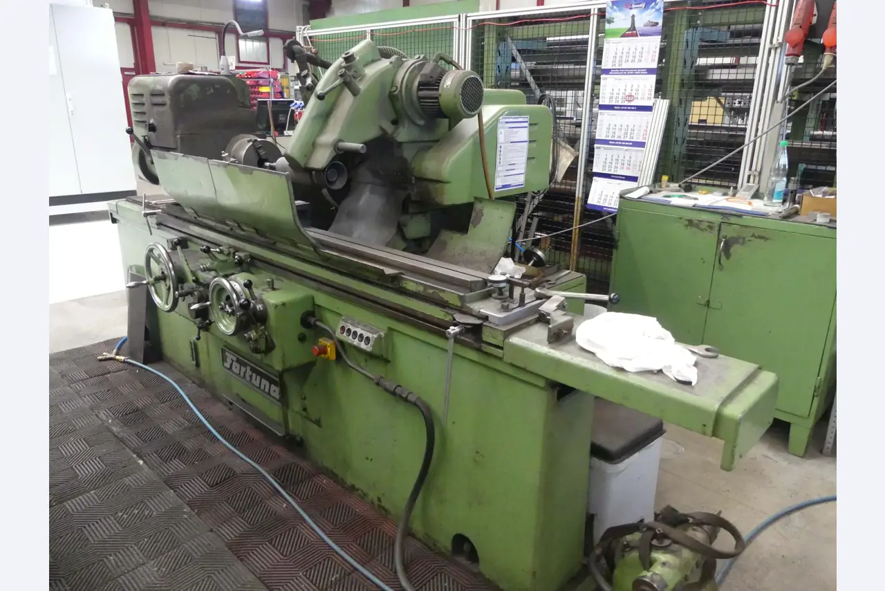 Maschinen und Betriebsausstattung eines Maschinenbauunternehmens-5