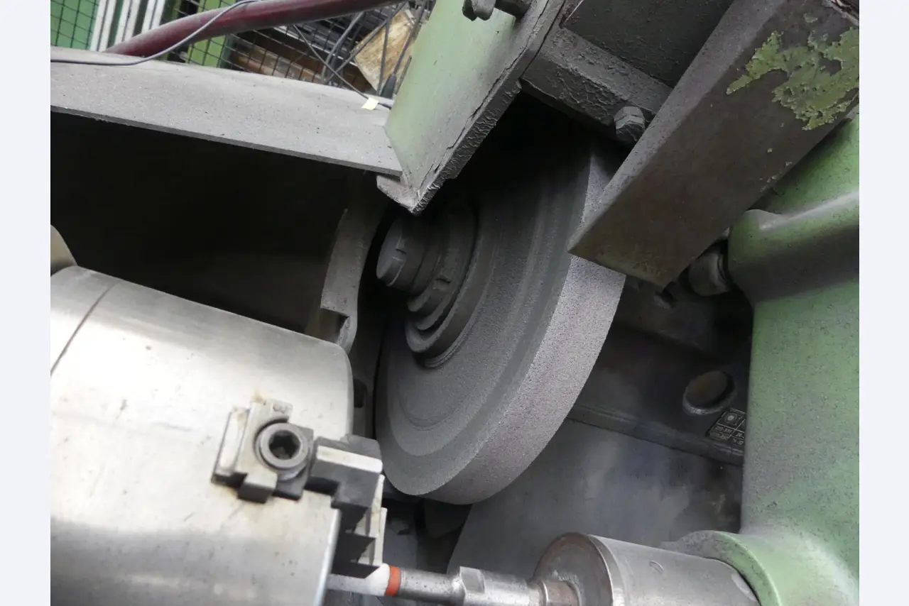 Maschinen und Betriebsausstattung eines Maschinenbauunternehmens-7