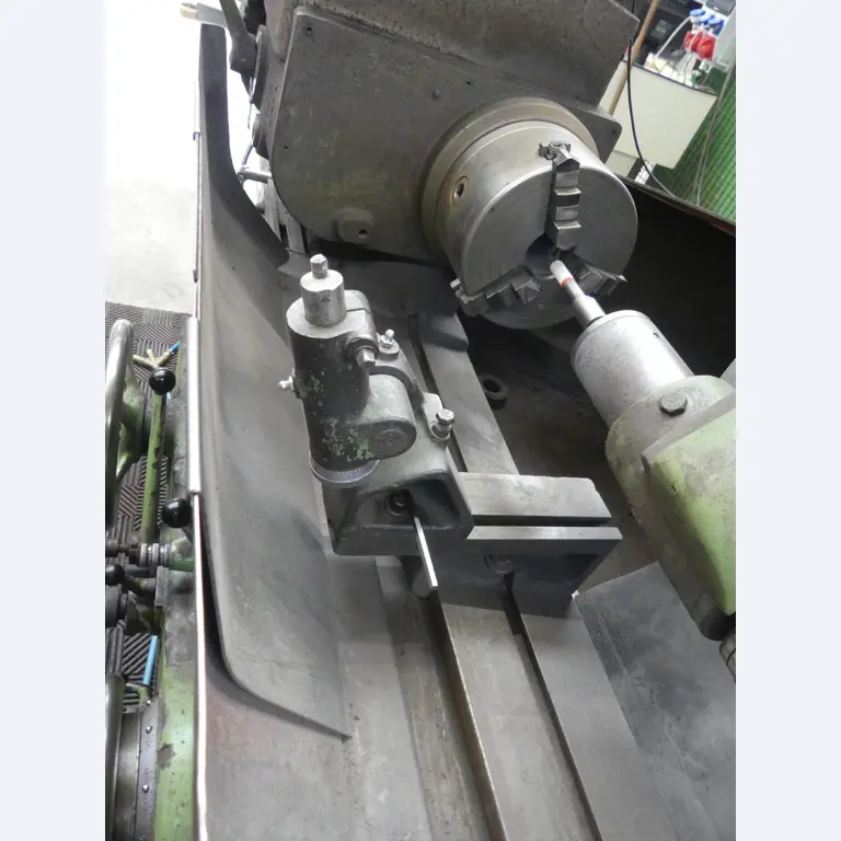 Maschinen und Betriebsausstattung eines Maschinenbauunternehmens-9