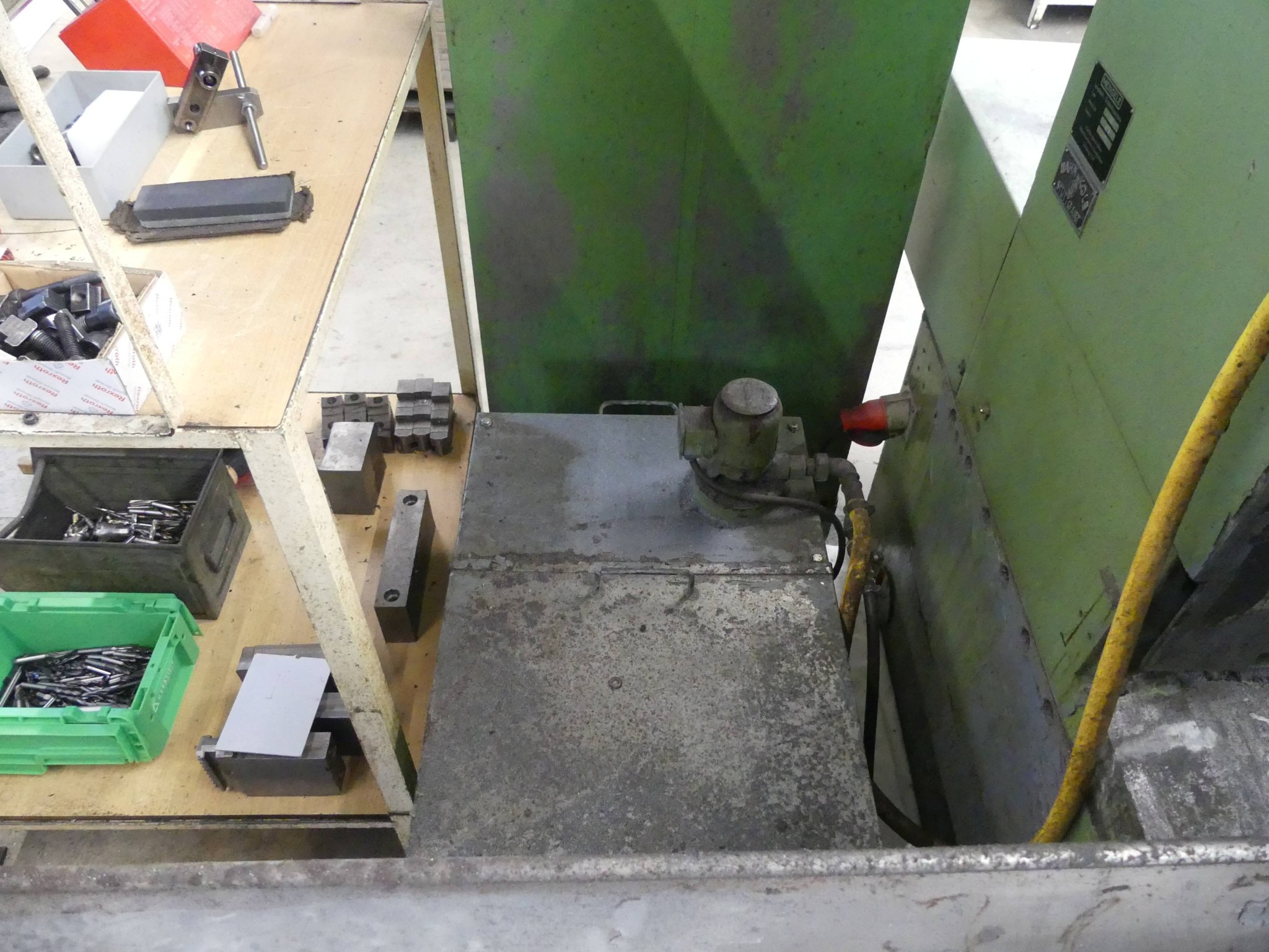 Maschinen und Betriebsausstattung eines Maschinenbauunternehmens-10